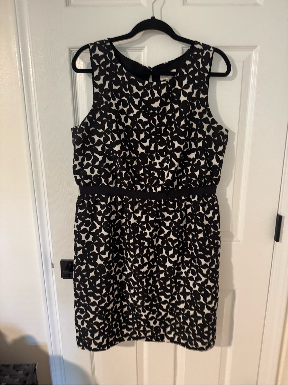 Ann Taylor LOFT Outlet Casual Midi Dress